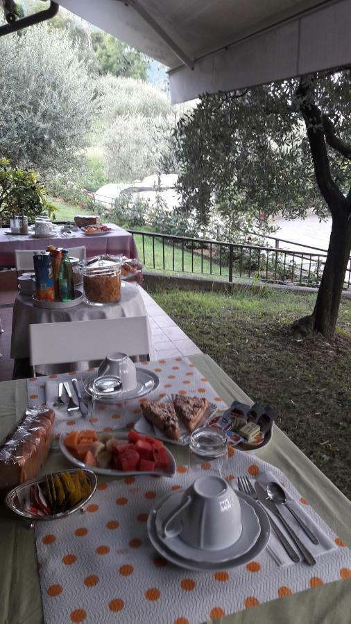 Porto Franco Bed & Breakfast Сулцано Екстериор снимка